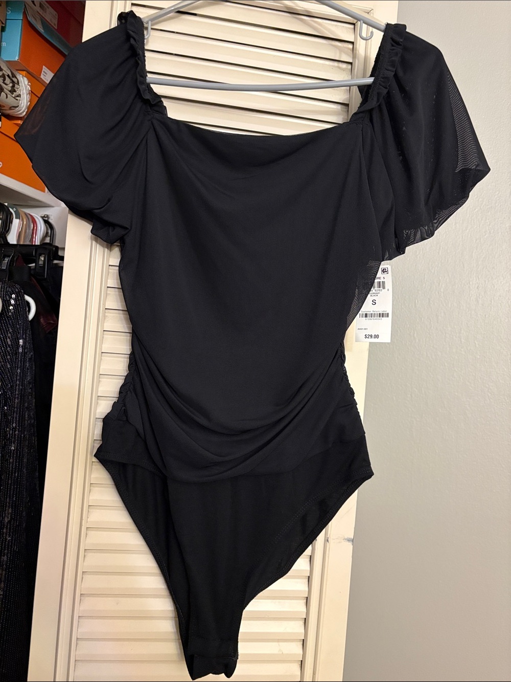 Black Scoop Neck Short Sleeve Bodysuit - Unbranded